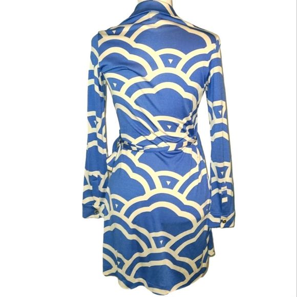 Diane Von Furstenberg Silk Jersey Wrap Dress - Picture 3 of 15